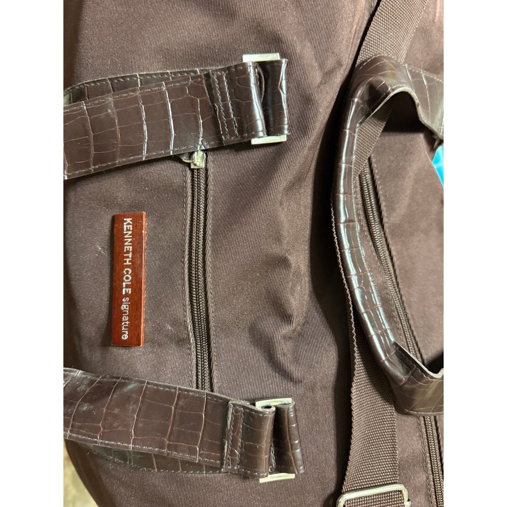 Kenneth Cole Signature Brown Travel Duffel Weekender Bag - Picture 5 of 9